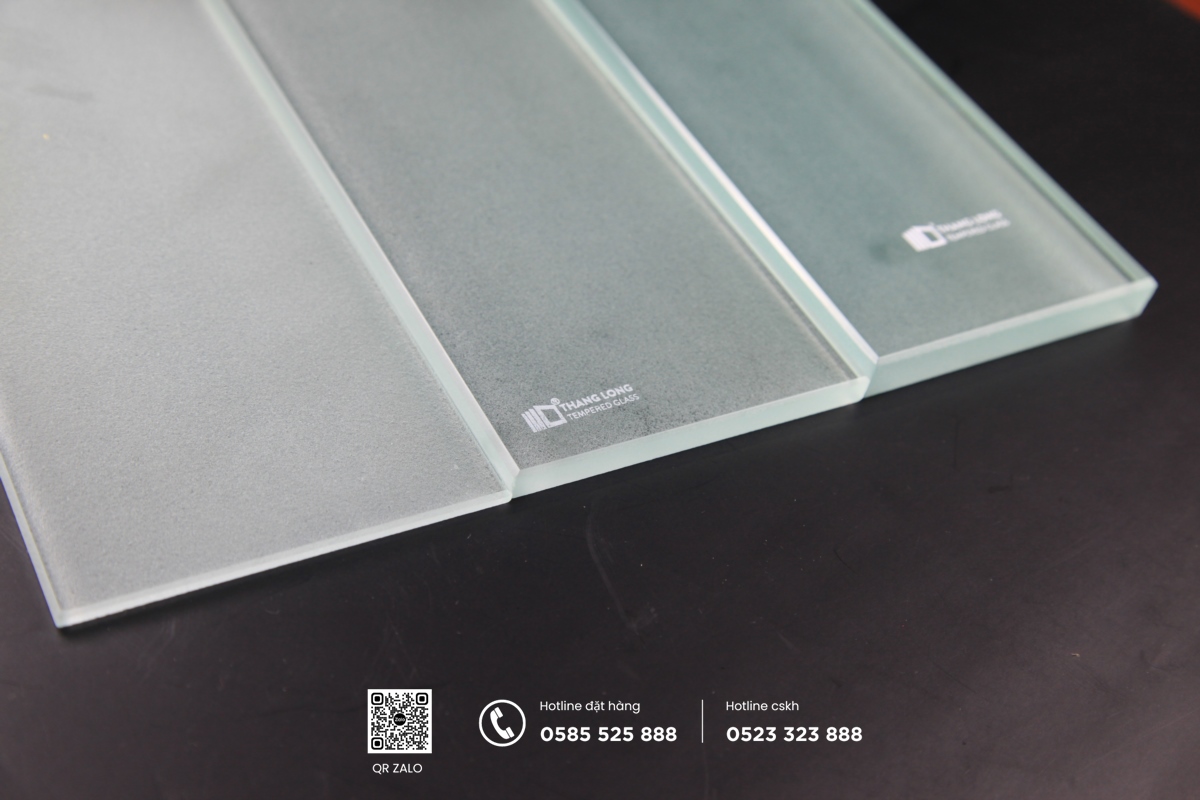 Đặc tính của kính phun cát mờ