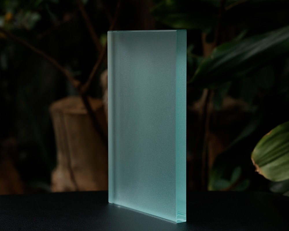 kính cường lực phun cát