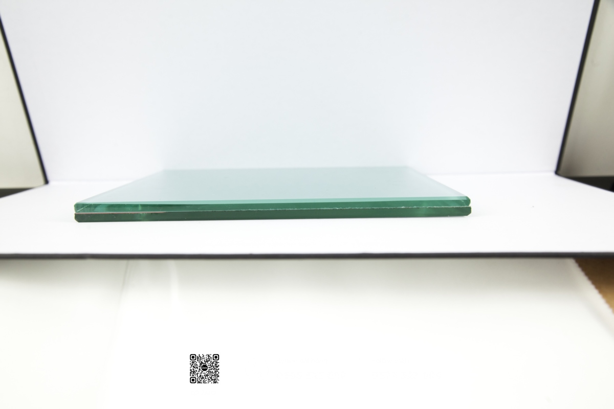gương ghép dán tường