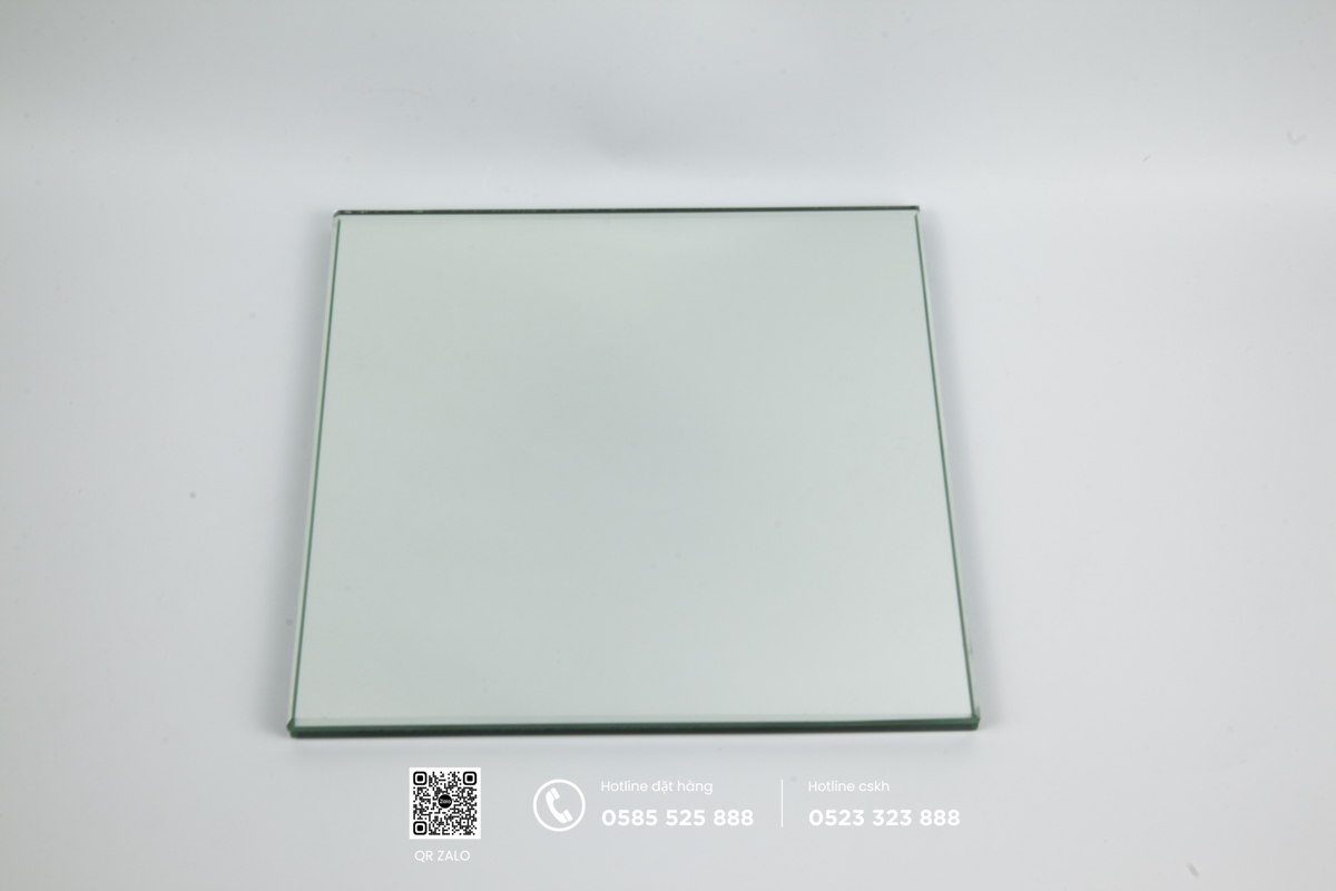 gương ốp tường phòng ăn