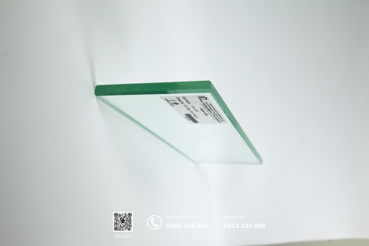 kính 10 ly cường lực