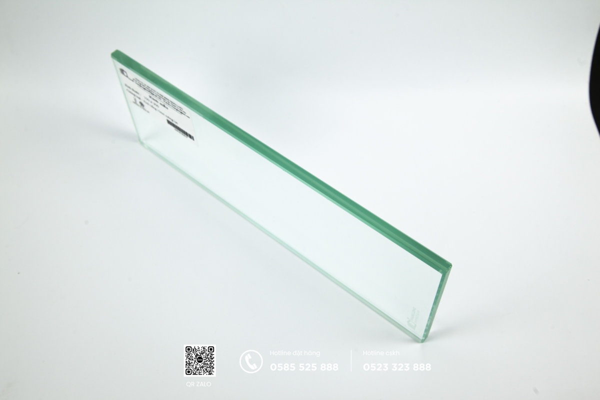 giá kính 10 ly cường lực