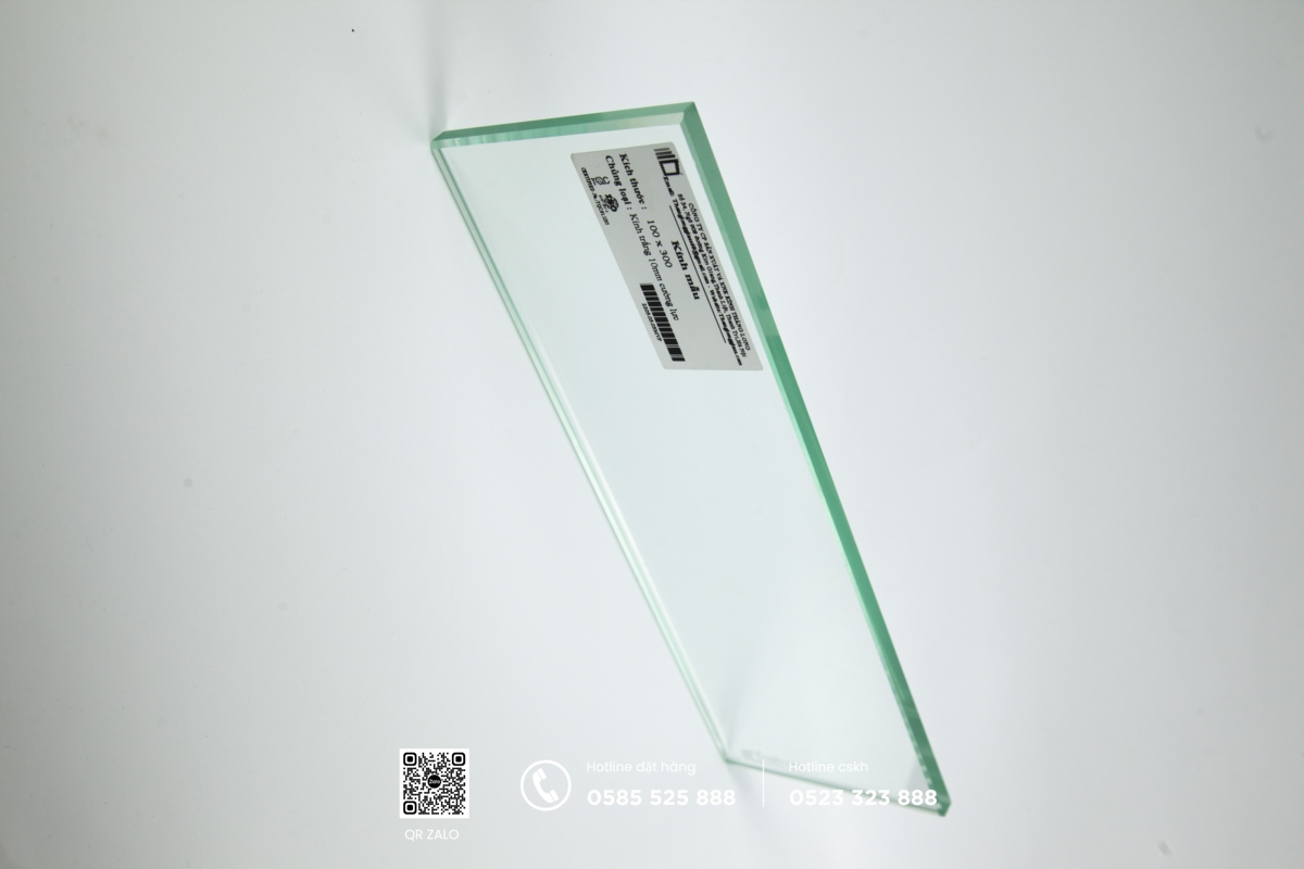 kính cường lực 10 ly giá bao nhiêu