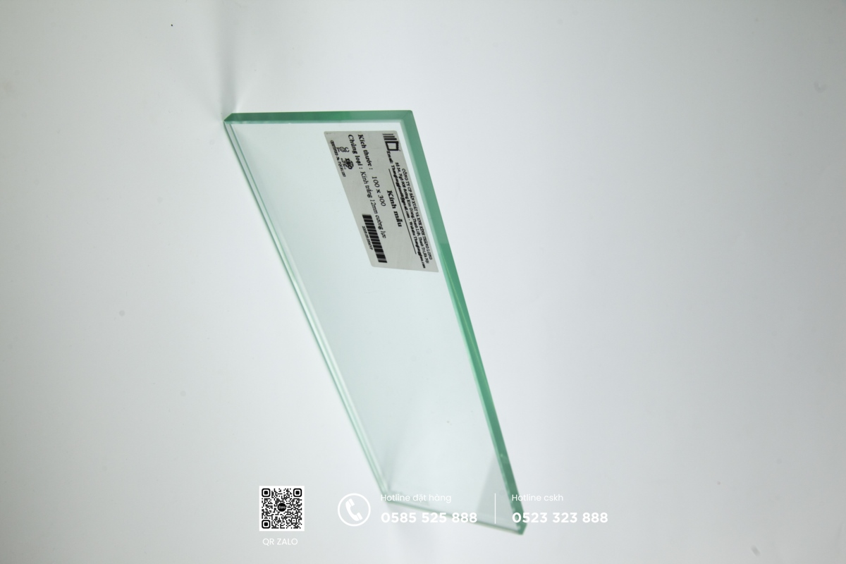 kính cường lực 12 ly giá bao nhiêu