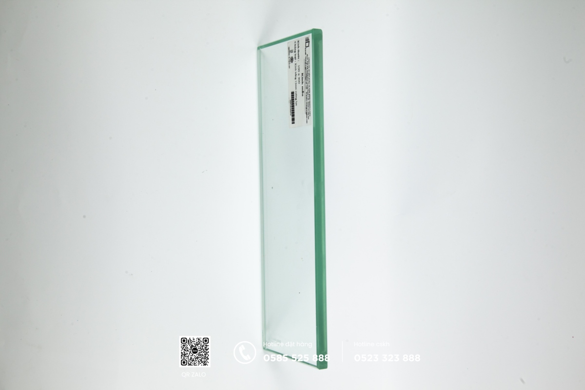 giá kính cường lực 12mm