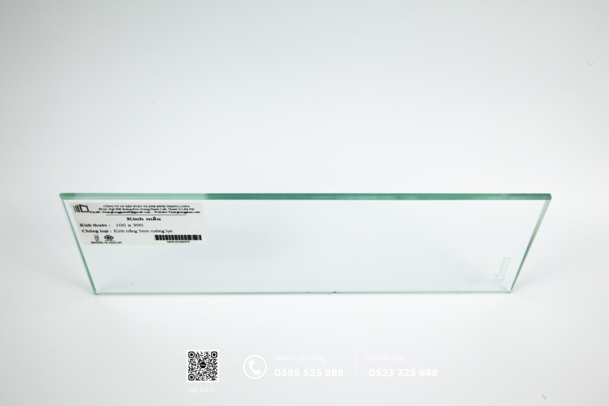 giá kính cường lực 5mm