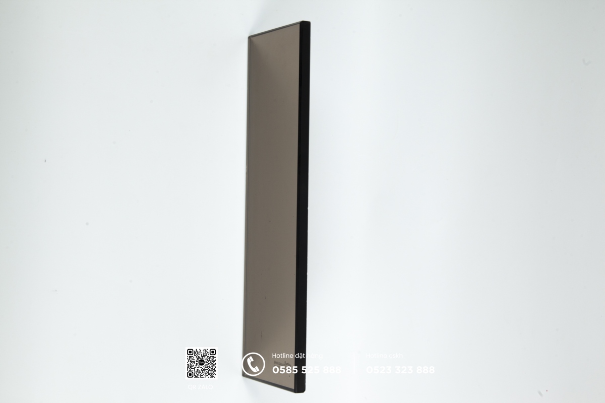 giá kính màu trà 10mm