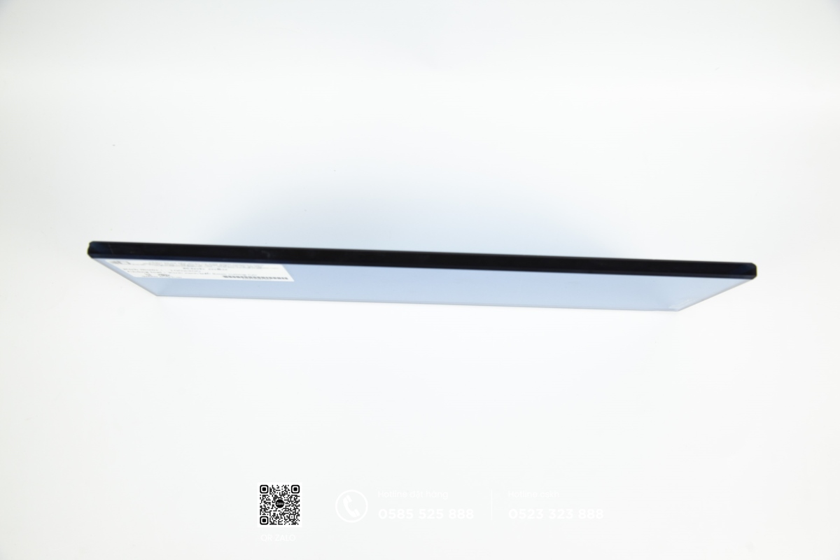 kính cường lực màu xanh da trời 8mm