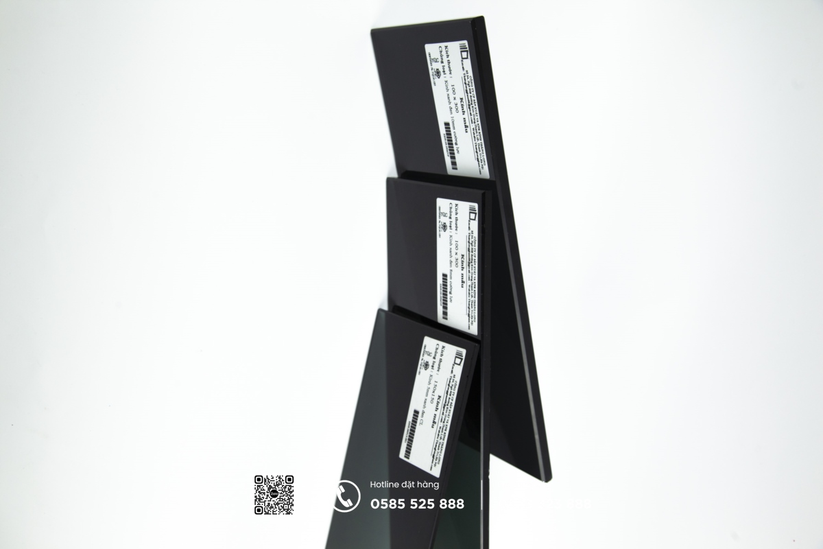 kính cường lực màu xanh đen nhạt