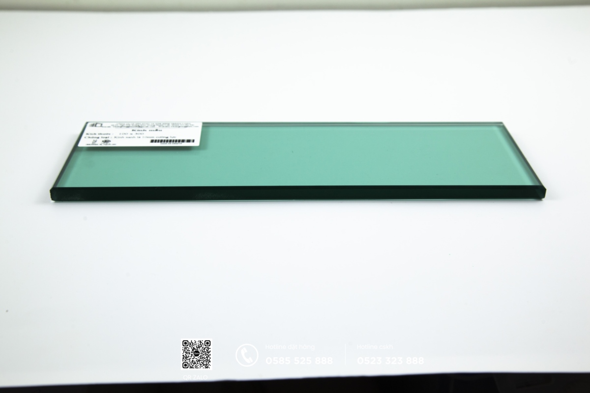 kính cường lực màu xanh lá 10mm
