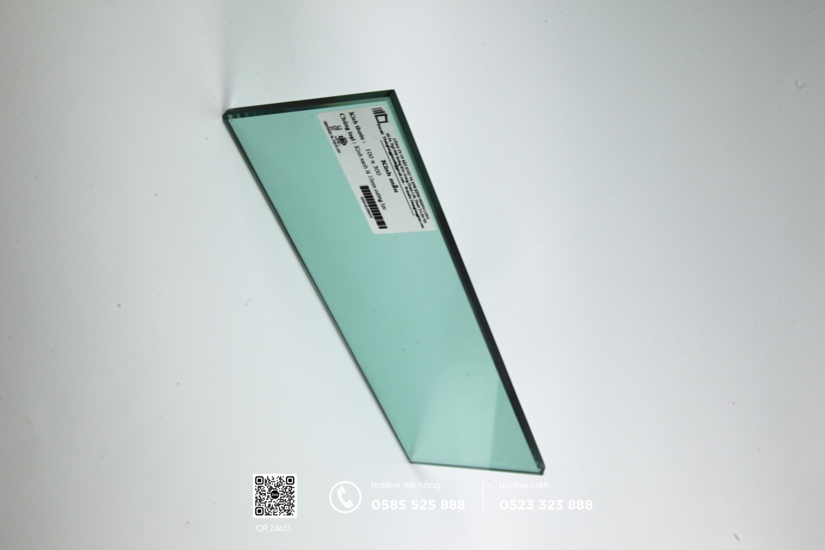 mái kính cường lực màu xanh lá 10mm