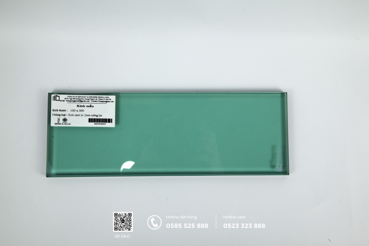kính cường lực màu xanh lá đậm 12mm