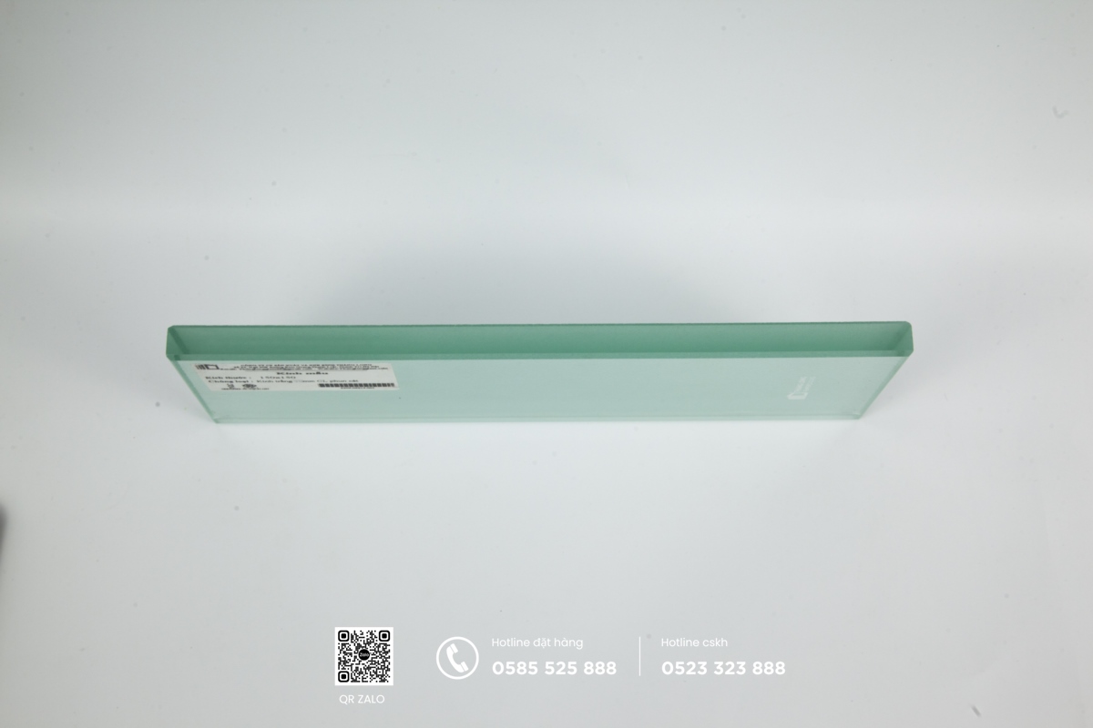 kính mờ trắng sữa 15mm