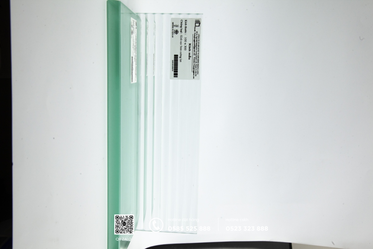 gia công kính cường lực