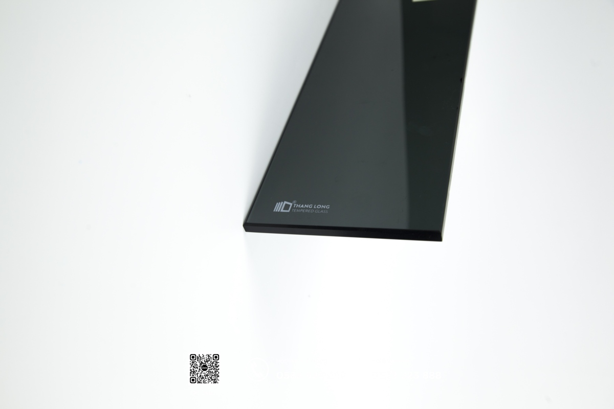 kính cường lực xanh đen 8ly