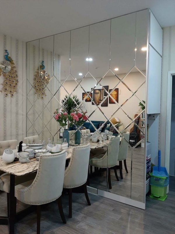 Gương trang trí nghệ thuật phòng ăn