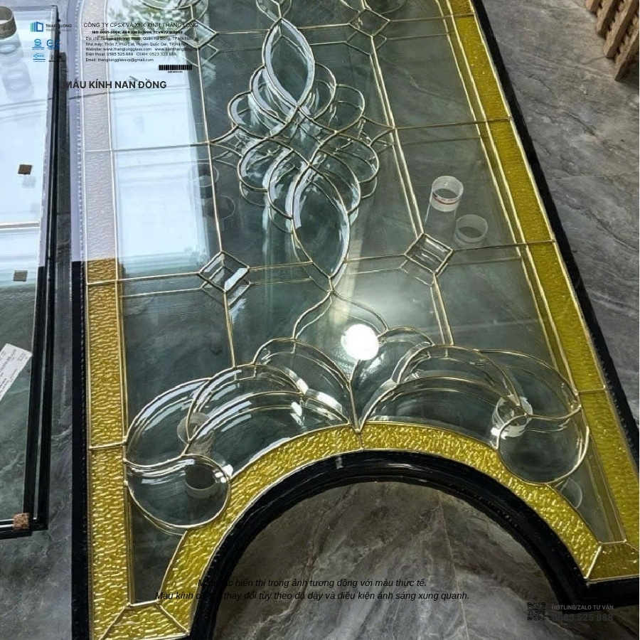 Kính hộp nan đồng