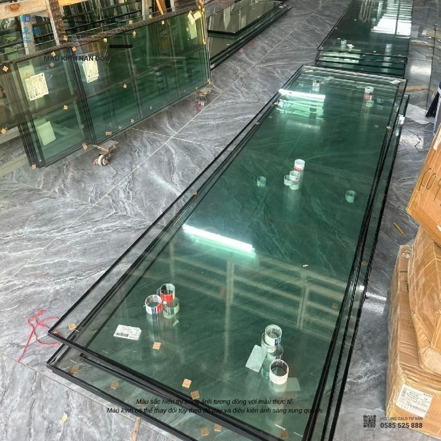 Kính hộp nan đồng